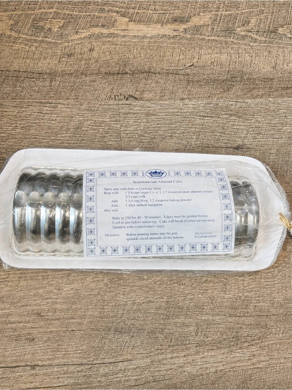 Scandinavian Almond Cake Aluminum Loaf/Tube Baking Pan with Recipe